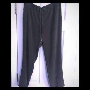 H&M cropped slacks